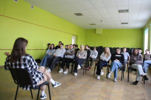 Tiekamies ar Aivu Kuršinsku – Jauniešu mājas jauno saimnieci