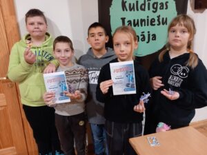 4.klase LEGO robotikas pasākumā KJM 4.12.